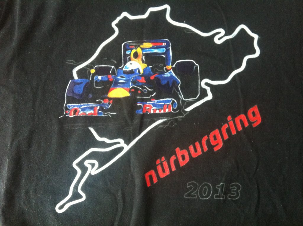 selbstgestaltetes Motiv - Formel 1 am Nürburgring - Vettel Red Bull - Stoffe bemalen