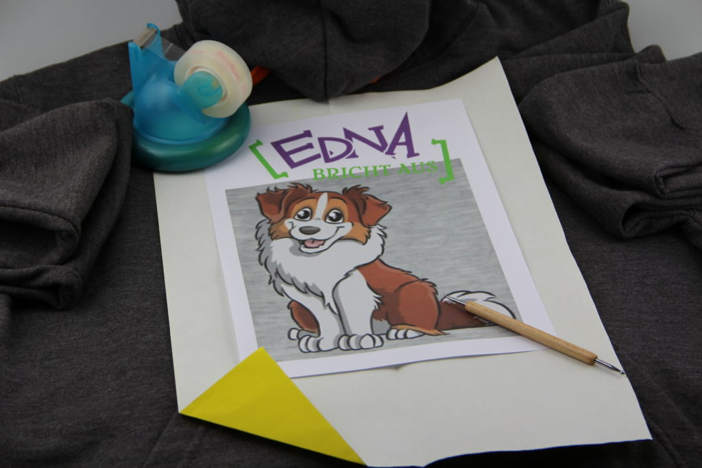 Edna bricht aus - Daedalic Entertainment - selbstbemalter Pullover - Stoffe bemalen