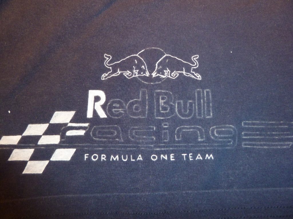 Red Bull Racing Formula 1 Team - Vettel Logo - stoffe-bemalen.de